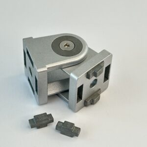 Gelenk 30x30 mm - Nut 6 mm